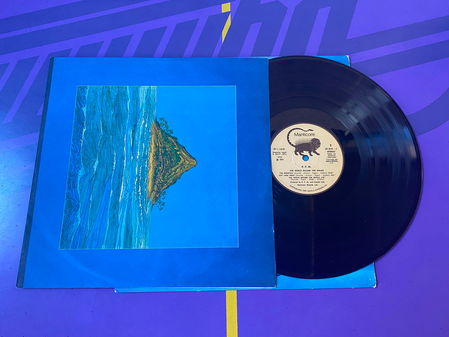 Vinilo "The World became the World" 1974 - PREMIATA FORNERIA MARCONI