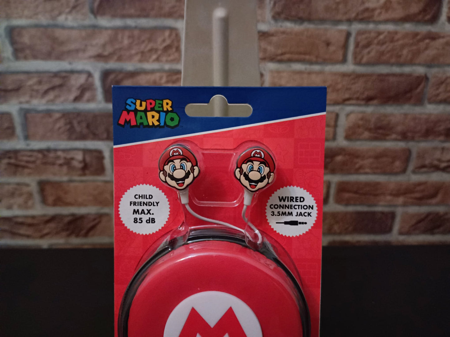 Auriculares Super Mario con Estuche – 3.5mm Jack – Nuevo y Precintado