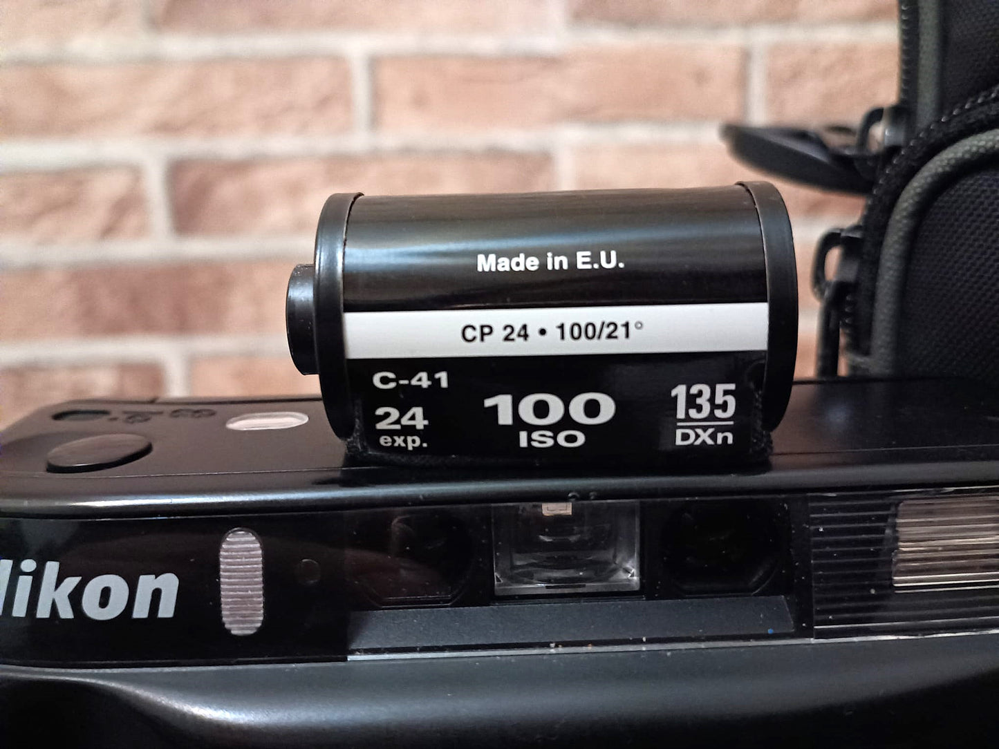 Nikon AF W35 (Pack Coleccionista)