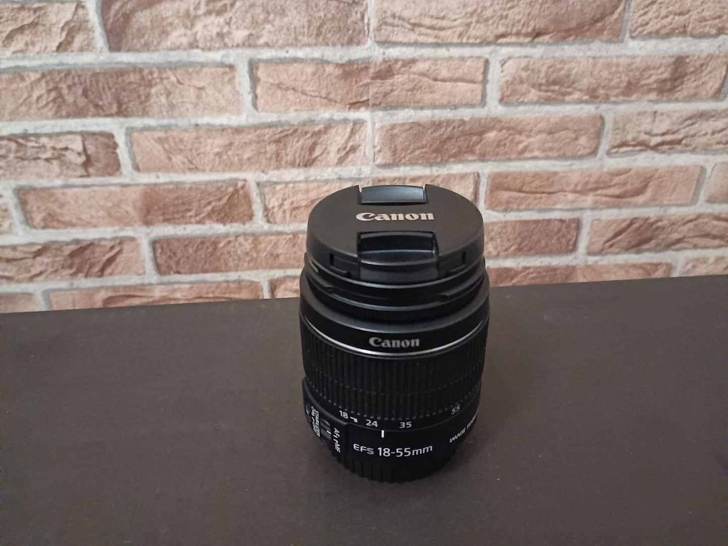 Canon EOS 1100D + Objetivo 18-55mm IS II + Extras